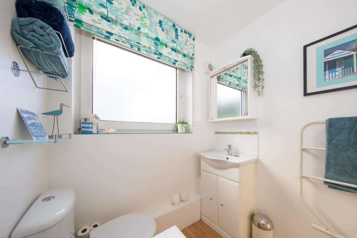 Sunny & Modern Near The Beach & Village W Parking East Wittering Εξωτερικό φωτογραφία